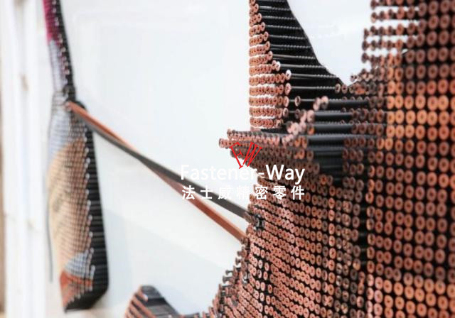 這幅畫是用螺絲釘做的！