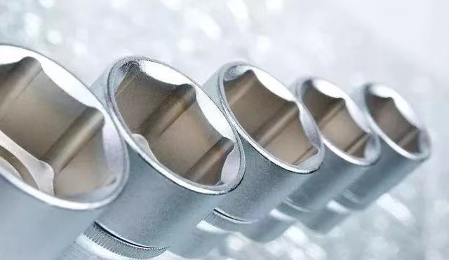 緊固件的表面處理：鍍鋅、磷化、發(fā)黑、鍍鉻該選哪一個？