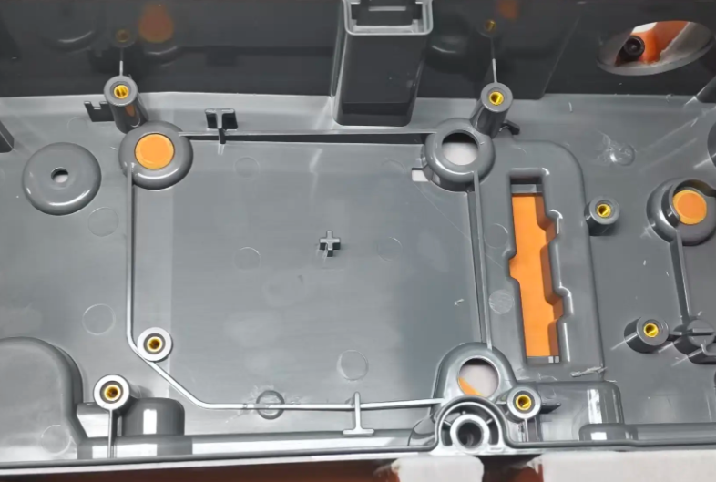 cf6ddd38-d9e2-48e3-bce4-0fce1d9887e1